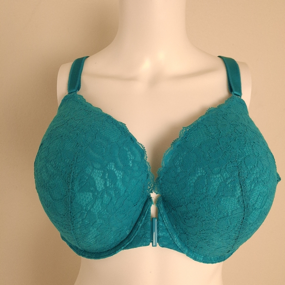 Torrid Turquoise Lace Underwire Padded Bra With Front Closure